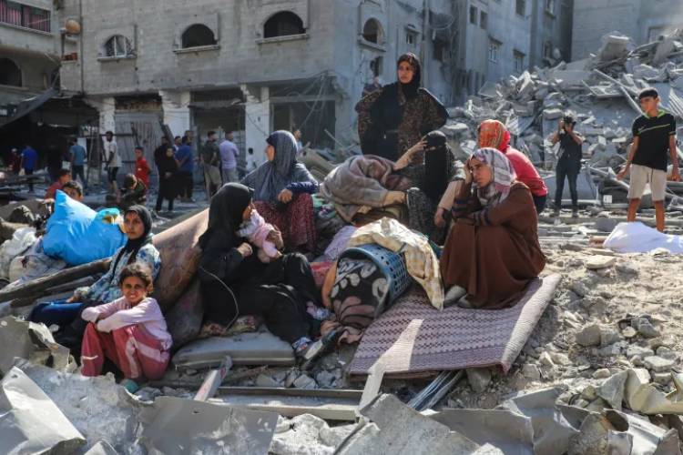 serangan-israel-di-gaza-tewaskan-49-warga,-6.000-orang-mengungsi-dalam-sehari-–-times-banyuwangi