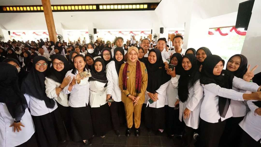 pemkab-banyuwangi-angkat-4.909-honorer-menjadi-pppk-paruh-waktu