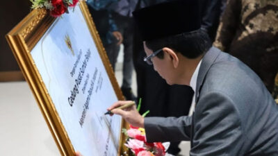 menag-ri-resmikan-alih-status-iain-ponorogo-menjadi-uin-ki-ageng-muhammad-besari-–-times-banyuwangi