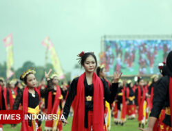 Wisatawan Asal Denmark Kepincut Tari Tradisional Banyuwangi – TIMES Banyuwangi