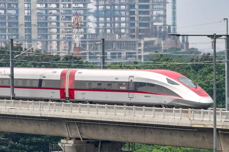 kai-hanya-tanggung-fasilitas,-infrastruktur-kereta-cepat-ditanggung-pemerintah