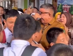 Heboh! Kepsek SMPN 1 Prabumulih Dicopot Usai Tegur Anak Wali Kota, Perpisahan Diwarnai Tangis