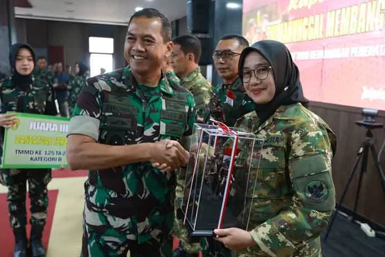 kodim-0825-banyuwangi-borong-3-penghargaan-tmmd-nasional,-bupati-ikut-raih-prestasi!