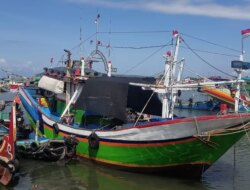 Kapal Nelayan Muncar Tenggelam, 22 ABK Selamat tapi Pemilik Gigit Jari Tak Dapat Asuransi