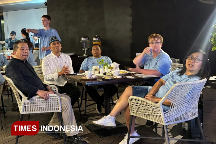 labuan-bajo-jadi-lokasi-edukasi-internasional-siswa-dan-guru-australia-–-times-banyuwangi