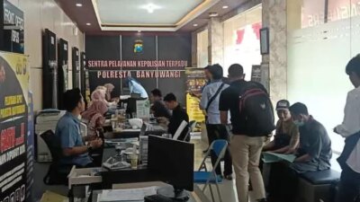 ribuan-honorer-serbu-polresta-banyuwangi!-3.736-calon-pppk-berebut-urus-skck