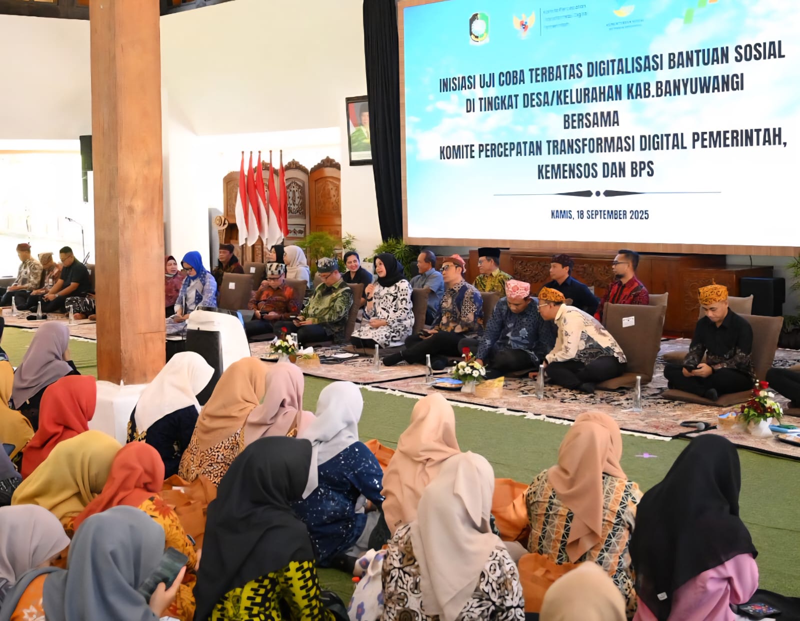 jadi-percontohan-digitalisasi-bansos-nasional,-uji-coba-mulai-dilakukan-di-banyuwangi-hari-ini