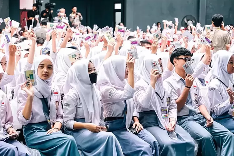 pip-september-2025-cair?-ini-jadwal-resmi,-nominal-bantuan,-dan-cara-mengeceknya