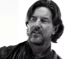 Penulis Lagu Peraih Grammy, Brett James Meninggal dalam Kecelakaan Pesawat – TIMES Banyuwangi