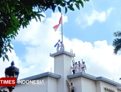 Ratusan Warga Antusias Saksikan Drama Kolosal Perobekan Bendera di Hotel Majapahit Surabaya – TIMES Banyuwangi