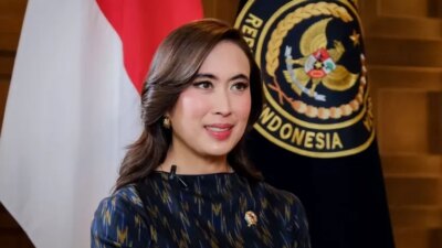 menpar-widiyanti-putri-wardhana-viral-gara-gara-isu-air-galon-untuk-mandi,-ini-profilnya