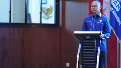 eddy-soeparno-dorong-partai-politik-berani-lakukan-otokrituk-dan-dekat-dengan-rakyat-–-times-banyuwangi