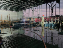 Gudang Cleaning Service dan Sortir Limbah Kayu PT INKA Banyuwangi Terbakar – TIMES Banyuwangi