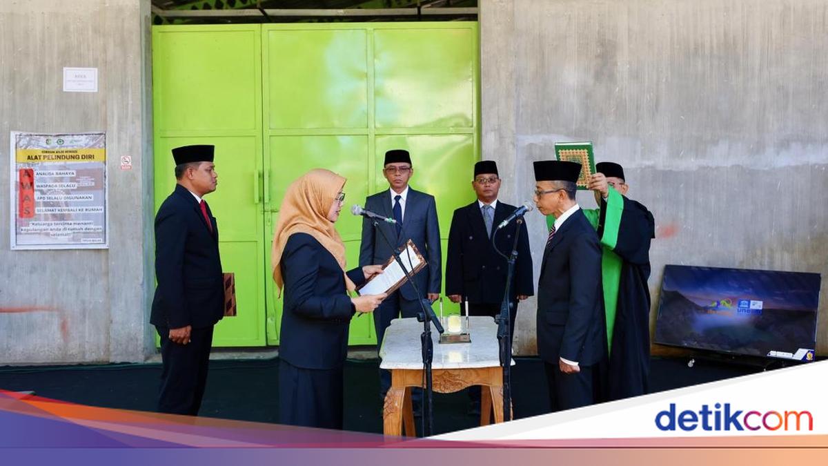 pelantikan-sekda-banyuwangi-digelar-di-area-pengolahan-sampah