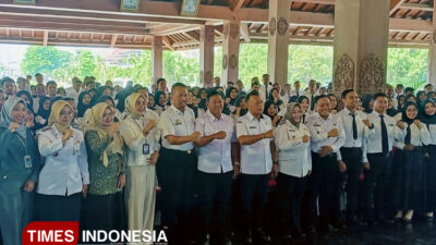 bupati-ponorogo-serahkan-241-sk-tenaga-pppk,-minta-etos-kerja-digenjot-–-times-banyuwangi