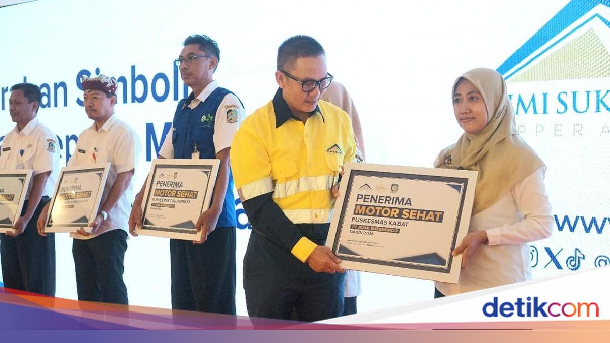 pt-bsi-bagi-bagi-motor-sehat-untuk-5-puskesmas-di-banyuwangi