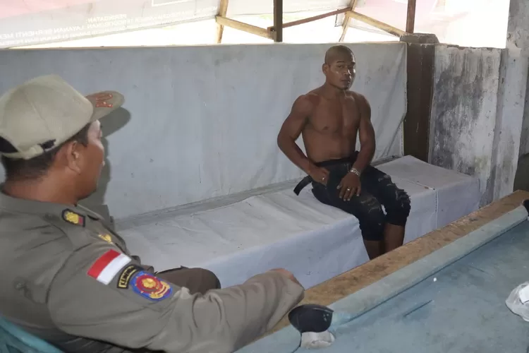 pamer-kemaluan,-pukul-satpol-pp-hingga-bobol-kotak-amal-–-radar-banyuwangi