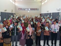 Workshop Gemar Berbahasa Asing Dorong Guru MI Banyuwangi Tingkatkan Kompetensi