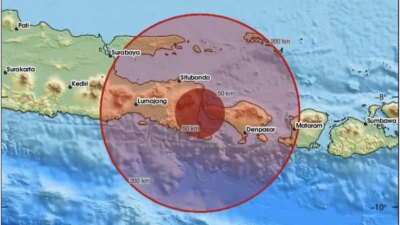 bali-sehari-penuh-diguncang-10-kali-gempa,-rumah-rumah-warga-banyuwangi-ambruk