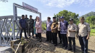 jembatan-darurat-sungailembu-rampung,-akses-warga-pesanggaran-kembali-terhubung
