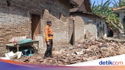gempa-magnitudo-5,7-rusak-9-rumah-dan-1-masjid-di-banyuwangi