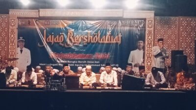 gema-sholawat-peringatan-maulid-nabi-muhamad-saw-dan-bersih-desa-jajag