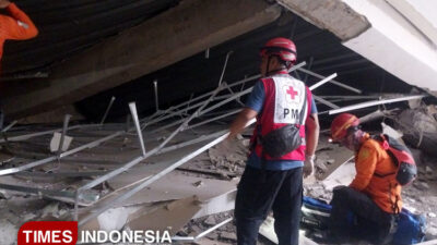 ada-getaran-dan-suara-gemuruh-sebelum-mushala-pesantren-al-khoziny-ambruk-–-times-banyuwangi
