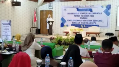 bupati-banyuwangi:-pp-28-tahun-2025-menguntungkan-pelaku-usaha-kecil,-urus-perizinan-lebih-mudah
