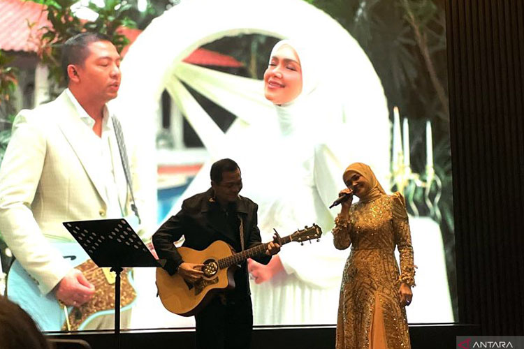 kolaborasi-siti-nurhaliza–ade-govinda-hadirkan-‘menamakanmu-cinta’-–-times-banyuwangi