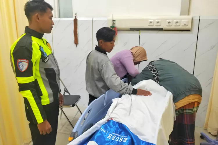dua-pemotor-tewas-diseruduk-espass-ternyata-hendak-selawatan-di-glenmore