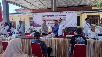 warga-bimorejo-terima-500-sertifikat-ptsl,-disambut-rasa-syukur-dan-sukacita