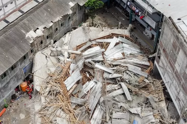 penyebab-robohnya-ponpes-al-khoziny-di-sidoarjo-dan-deretan-fakta-terbaru
