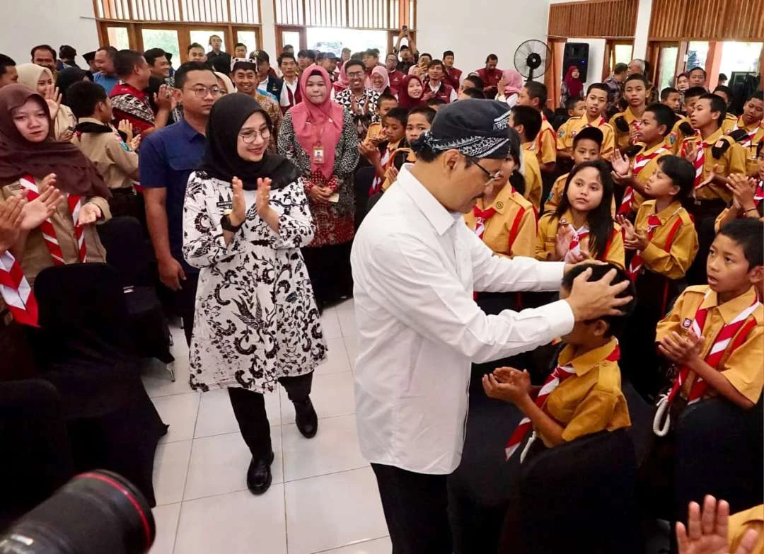 menteri-sosial-dan-sejumlah-pimpinan-lembaga-negara-tinjau-uji-coba-pendaftaran-digitalisasi-bansos