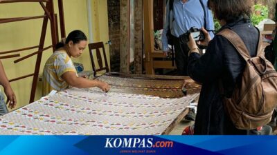 cerita-pengusaha-hadapi-sulitnya-regenerasi-perajin-batik-banyuwangi