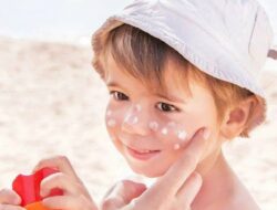 Tips Memilih Sunscreen untuk Anak-anak, Tanpa Wewangian! – TIMES Banyuwangi