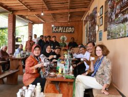 Saat Mensos dan Pak Luhut Ngopi Bareng di Kampung Kopi Gombengsari Banyuwangi