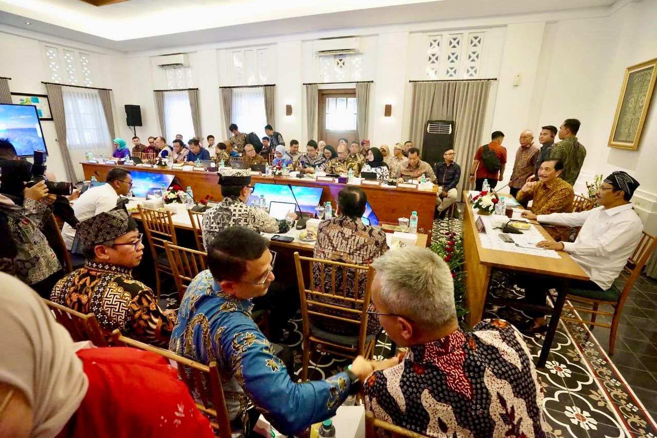 259-ribu-warga-telah-mendaftar-perlinsos,-mensos:-tidak-salah-kami-pilih-banyuwangi