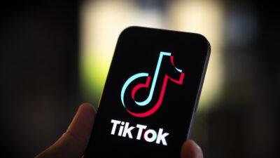 tiktok-diblokir-sementara-komdigi:-data-perjudian-live-jadi-sorotan-–-times-banyuwangi