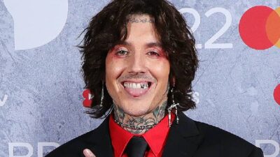 oliver-sykes-dari-bocah-kreatif-hingga-ikon-musik-alternatif-bmth-–-times-banyuwangi
