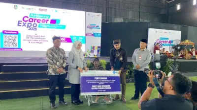 dukung-produktivitasbpjs-kesehatan-bantu-alat-kesehatan-bagi-pekerja-disabilitas-pada-di-banyuwangi