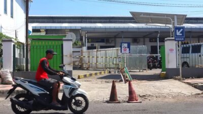 pelebaran-parkir-stasiun-kalisetail-banyuwangi-dimulai,-pengantar-penumpang-kocar-kacir-cari-tempat-parkir!
