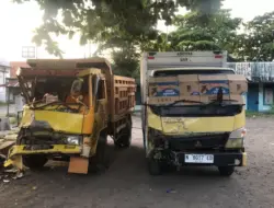Adu Jangkrik Dua Truk di Kabat Banyuwangi, Tiga Orang Luka-Luka