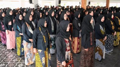 kabar-gembira!-gaji-pns-naik-dirapel-2-bulan-di-november,-cek-rincian-terbarunya