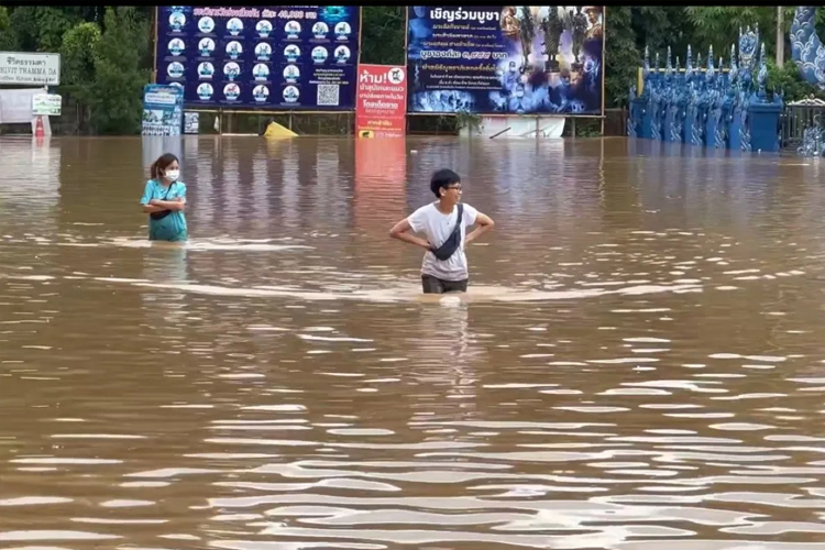 banjir-thailand-landa-19-provinsi,-22-tewas-dan-369-ribu-warga-terdampak-–-times-banyuwangi