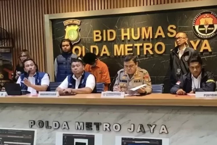 bjorka-kembali-beraksi-setelah-penangkapan-wft,-siapa-sosok-aslinya?