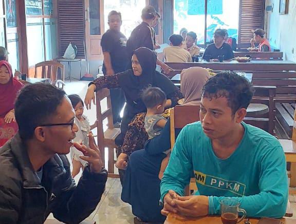 tab-coffee-kembali-berbagi-sarapan-gratis