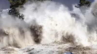 potensi-tsunami-di-sulawesi-utara-dan-papua,-ini-daerah-yang-diwaspadai-bmkg