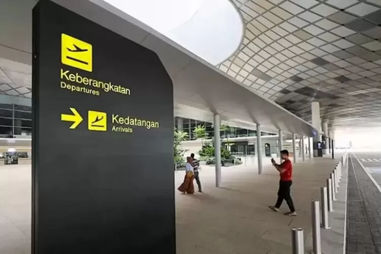 bandara-dhoho-kediri-vakum-5-bulan!-warga-menganggur,-investor-kabur!-bandara-banyuwangi-justru-kian-makmur