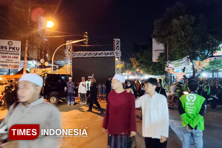 haul-solo-jadi-berkah-ekonomi-warga,-omzet-sewa-rumah-tembus-jutaan-rupiah-–-times-banyuwangi