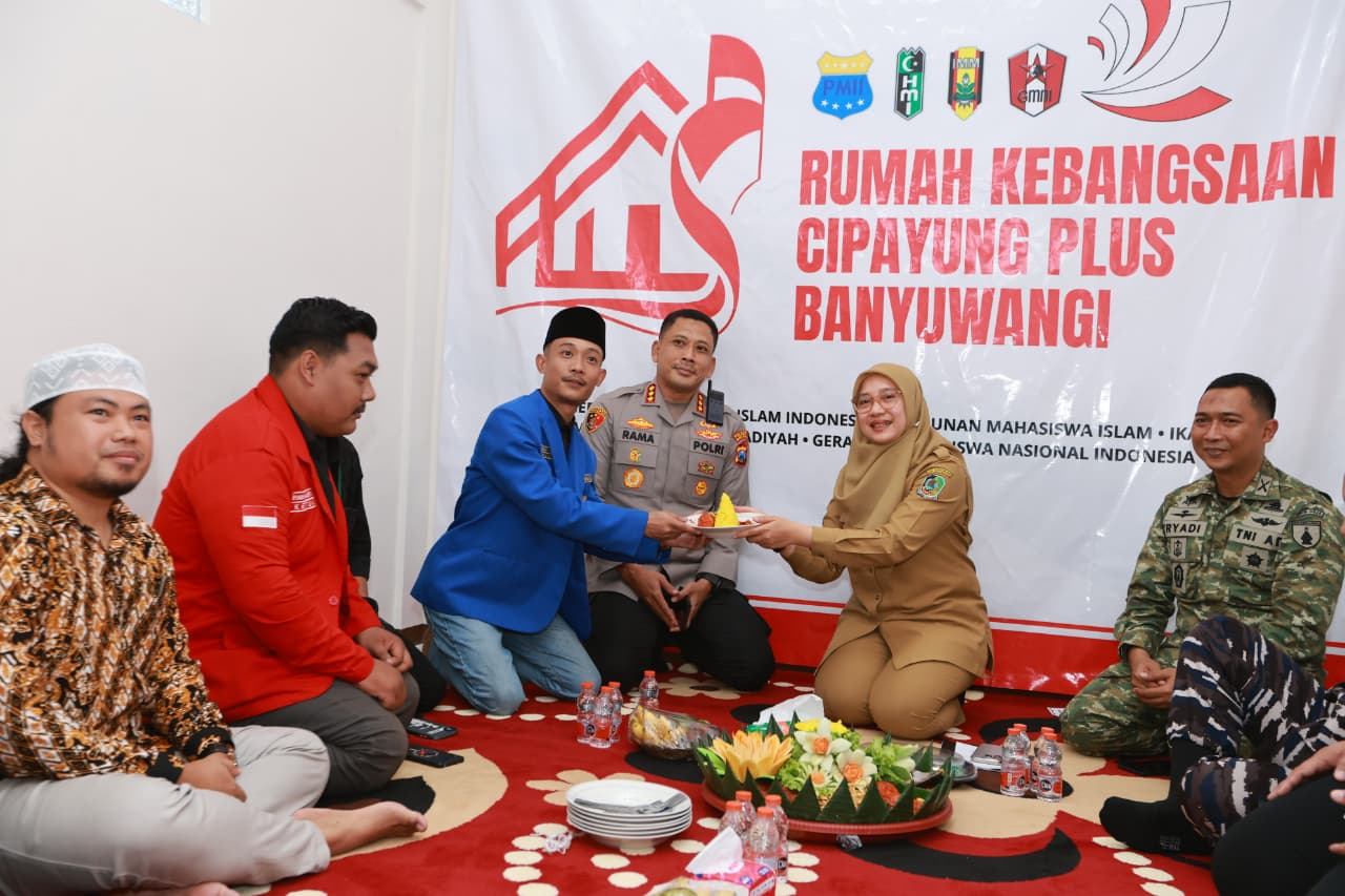 bupati-ipuk-ajak-mahasiswa-cipayung-plus-jadikan-rumah-kebangsaan-sebagai-pusat-gagasan-solutif-banyuwangi
